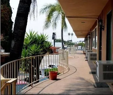 Century Inn At Lax Inglewood